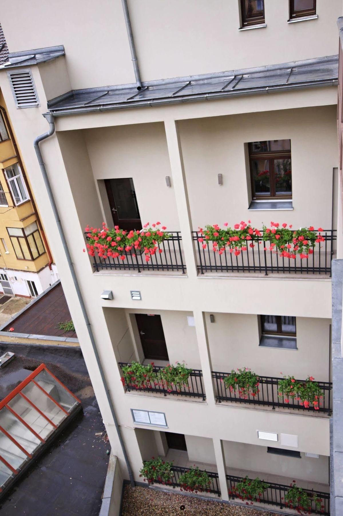 Hotel Pure White Prag